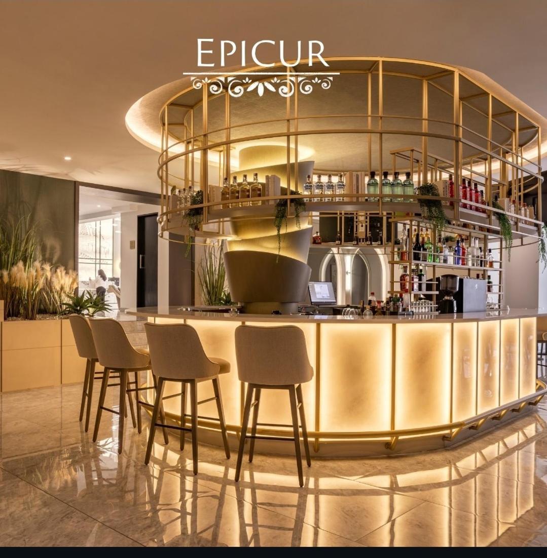 Le Parc Residences With Hotel Services กีโต ภายนอก รูปภาพ
