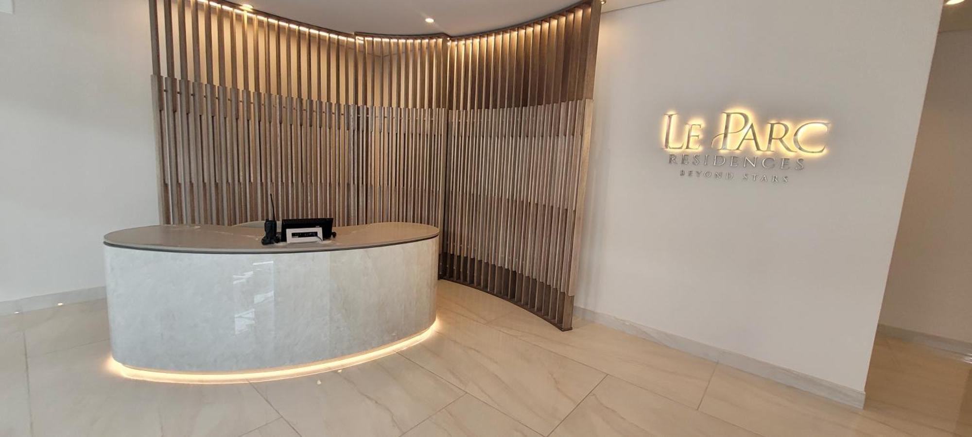 Le Parc Residences With Hotel Services กีโต ภายนอก รูปภาพ